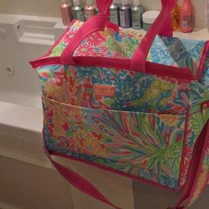 Lovers coral beach cooler used 1 time